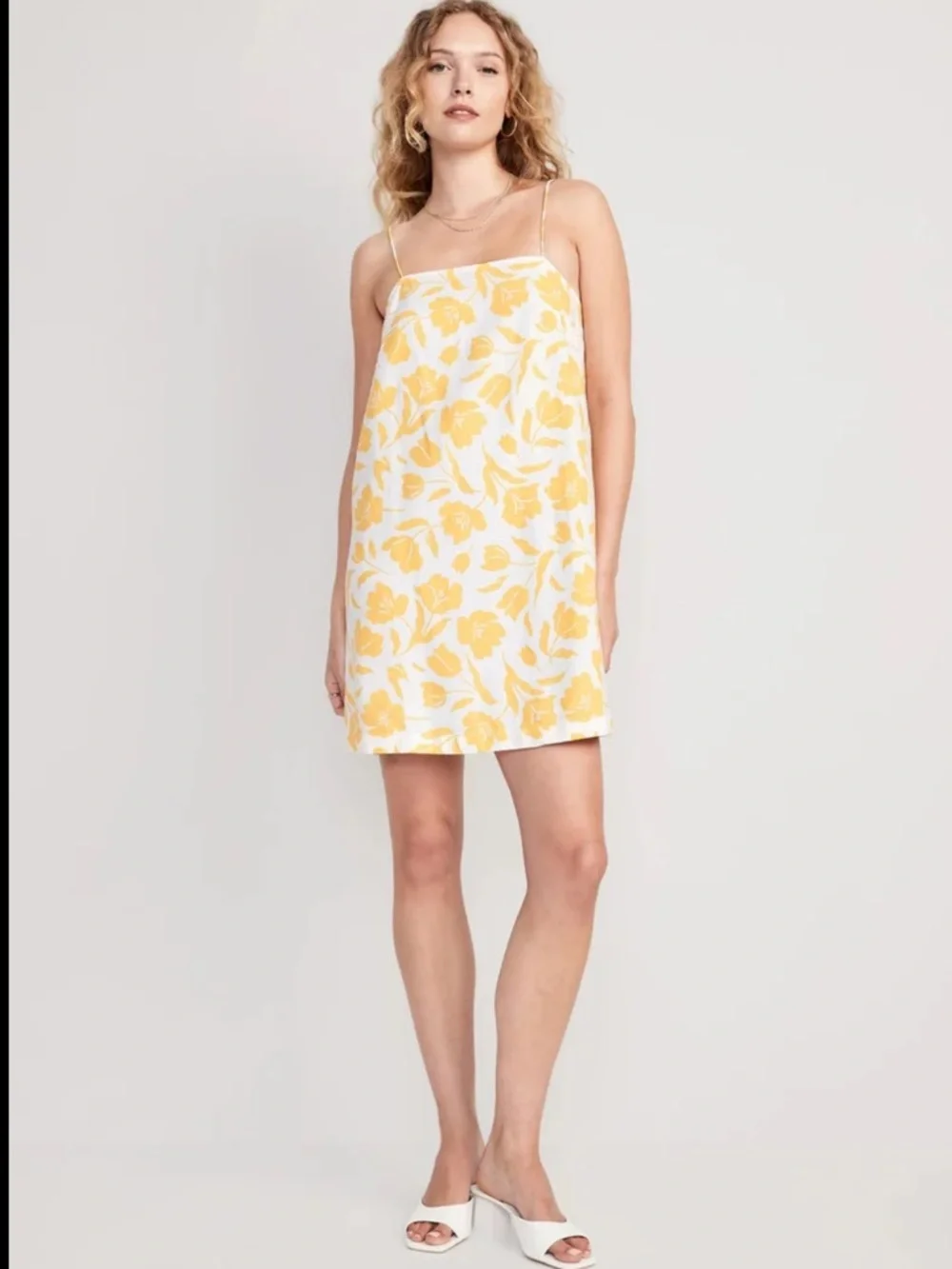 ❤️Old Navy Floral And White Yellow Women’s Sun Dress - Picture 1 of 5